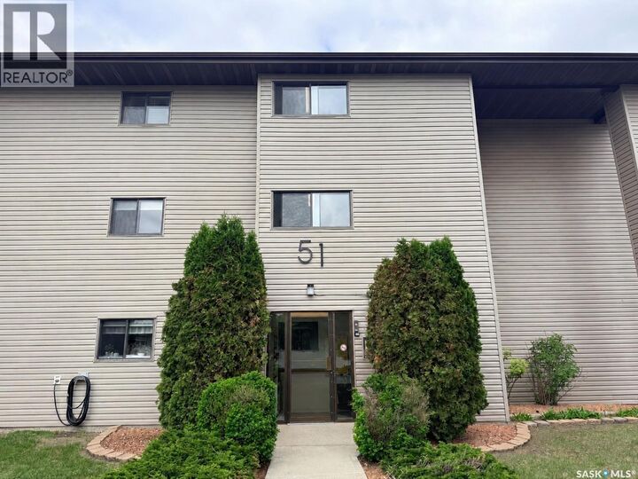 Property Photo:  201 51 Wood Lily Drive  SK S6J 1H1 