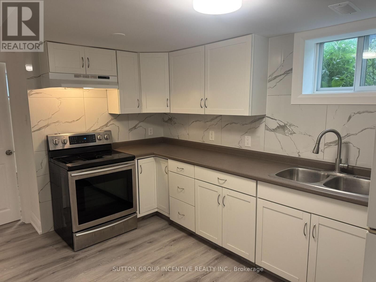 Photo de la propriété:  149 Gunn Street  ON L4M 2H8 
