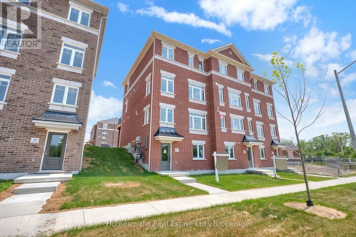 Property Photo:  39 Addyman Crescent  ON L1B 0X1 