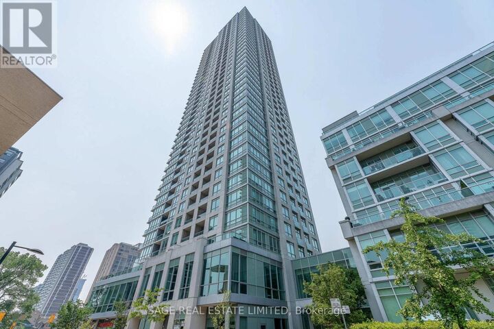 Property Photo:  120 Homewood Avenue 3309  ON M4Y 2J3 