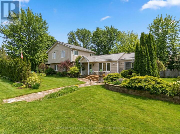 Property Photo: 13 Ravine Park Road South ON N7A 3X8