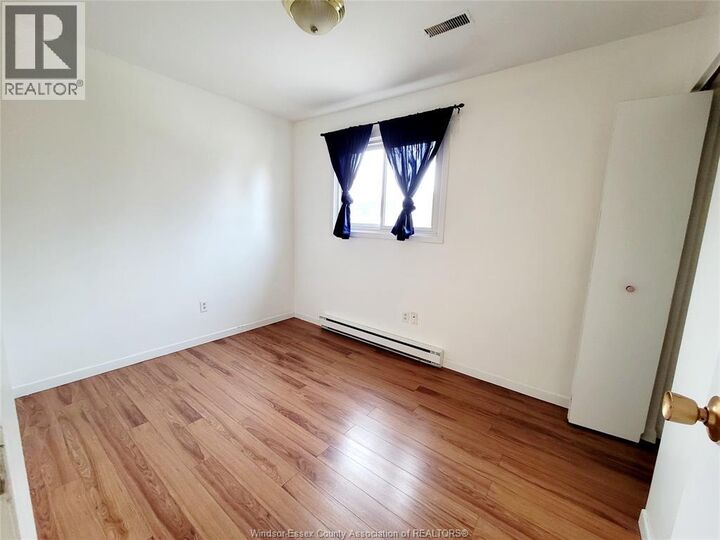 Property Photo:  2240 Howard Avenue Upper  ON N8X 3V1 