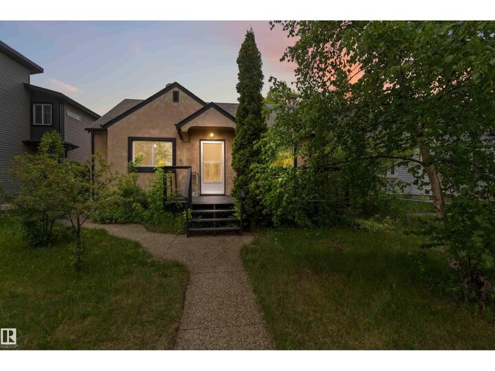 Property Photo:  11842 93 St NW  AB T5G 1E3 