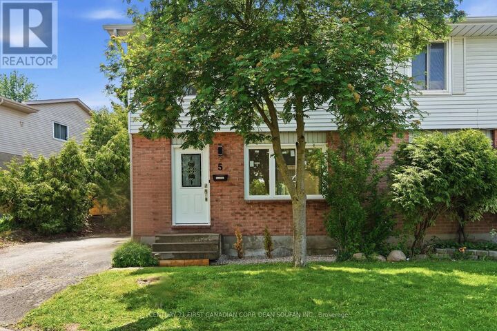 Photo de la propriété:  5 Chiddington Gate  ON N6C 5K9 
