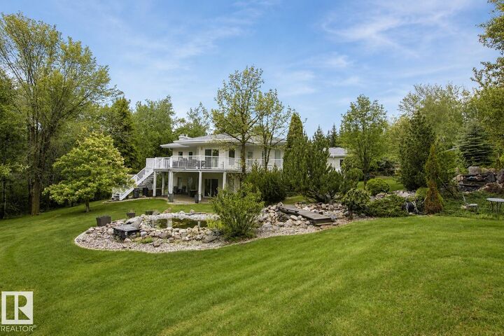 Property Photo: 52258 Rge Road 231 85 AB T8B 1M8