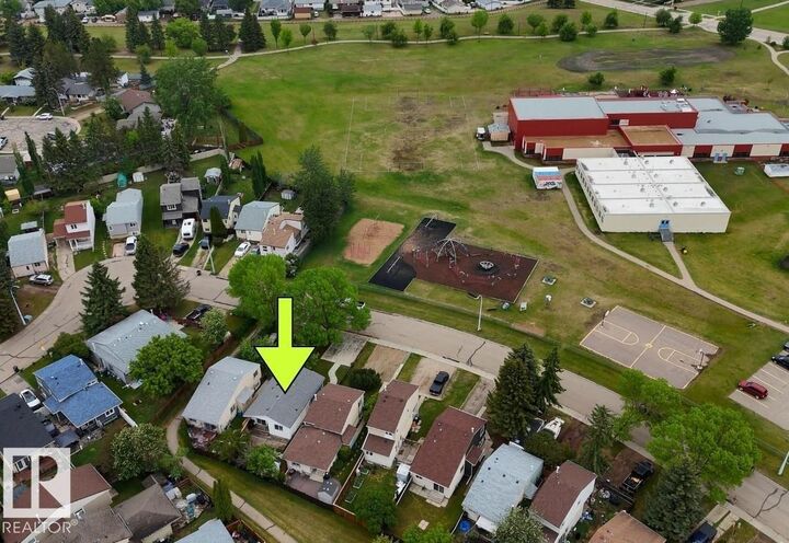 Property Photo:  29 Chungo Drive  AB T9G 1T6 