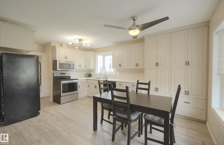 Property Photo:  43 Westlake Drive  AB T7X 1S7 