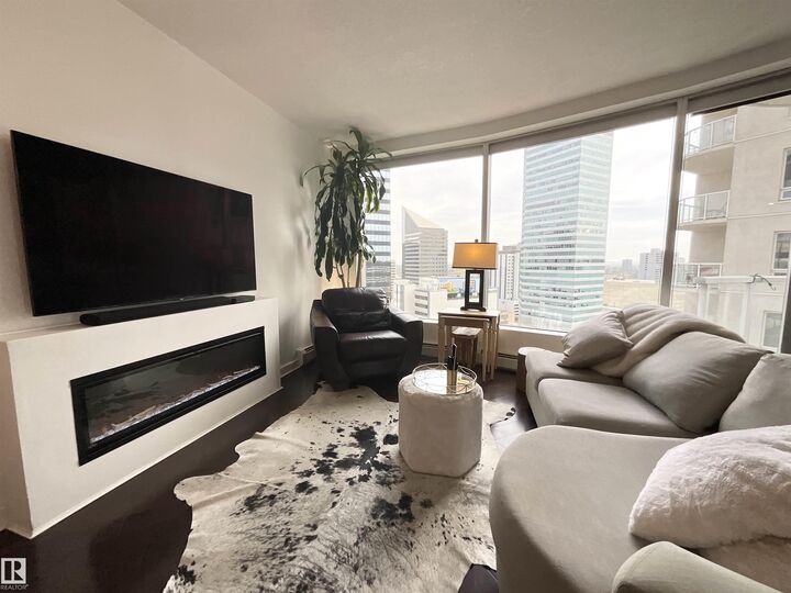 Property Photo:  10152 104 Street NW 1504  AB T5J 0B6 