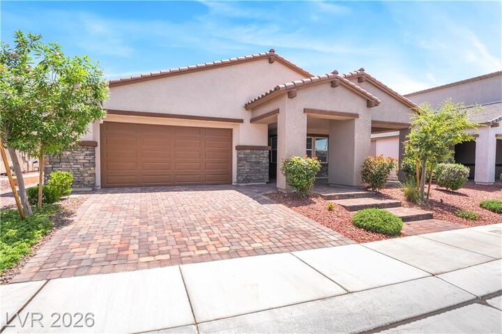 Property Photo: 3513 Lamberto Cliff Way NV 89044