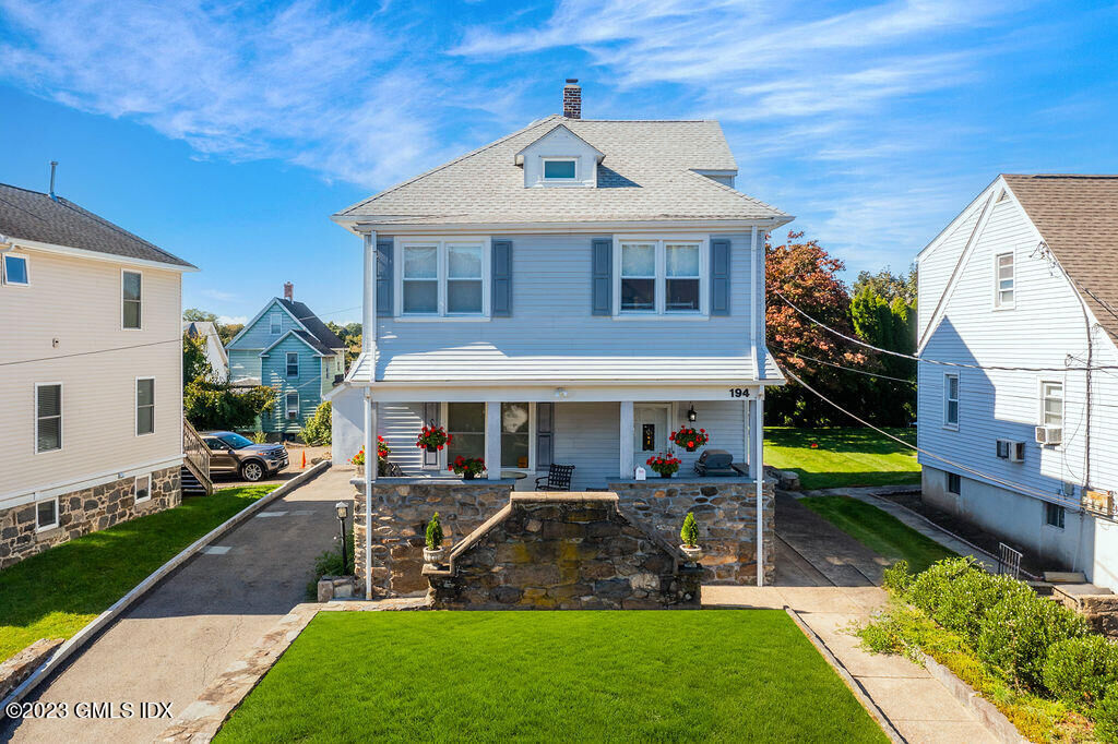 Property Photo:  194 Hamilton Avenue 1st Floor  CT 06830 
