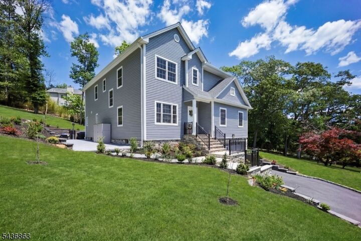 Property Photo: 518 Cardinal Ln NJ 08812