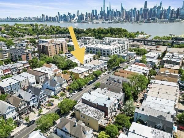 Property Photo:  114 Shippen St 2  NJ 07086 
