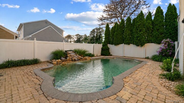Property Photo:  502 Martha Avenue  NY 11713 