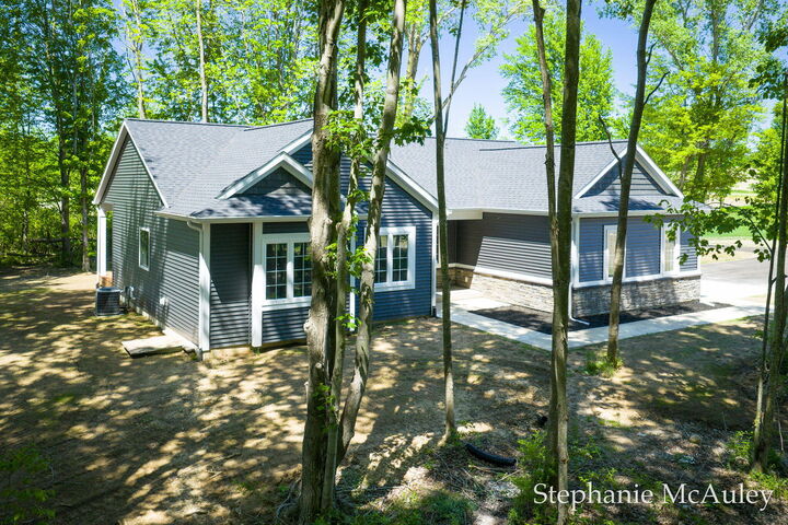 Property Photo:  5739 130th Avenue  MI 49408 