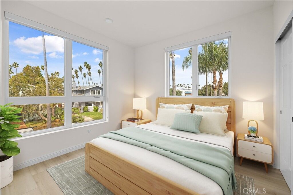 Property Photo:  1818 S Norton Avenue 207  CA 90018 