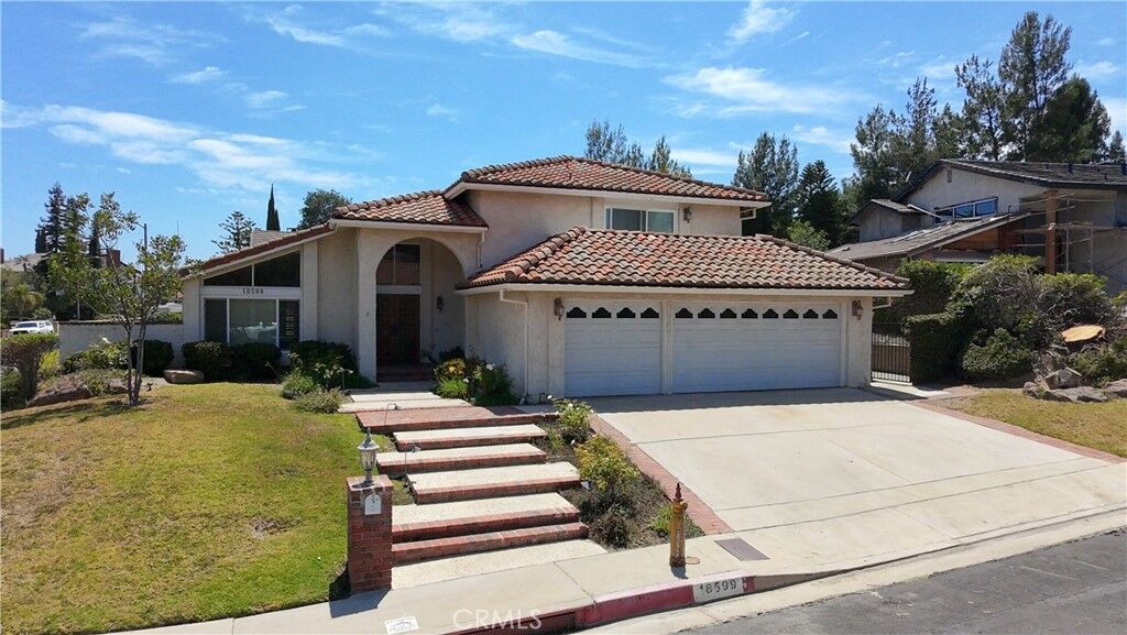 Property Photo: 18599 Calle Vista CA 91326