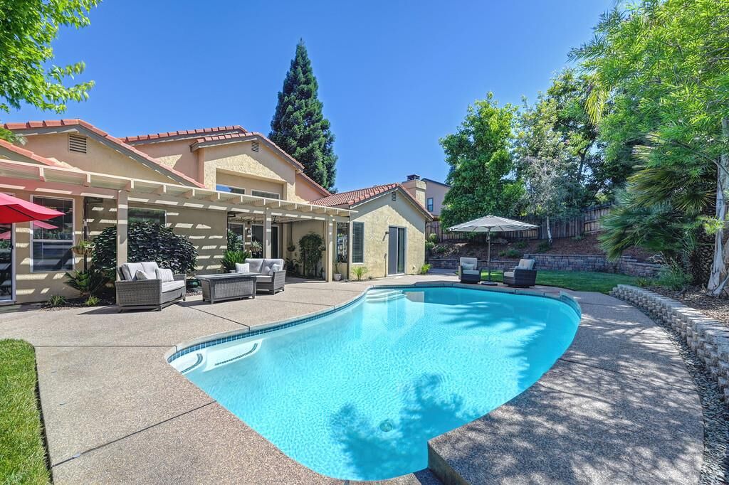 Property Photo:  303 Provence Lane  CA 95630 