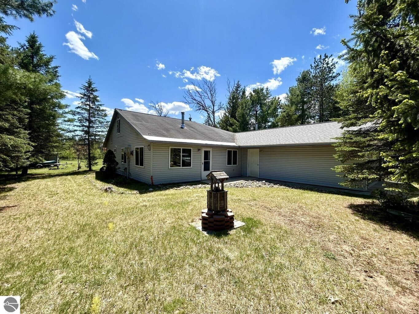 Property Photo: 5510 Ridge Road MI 48636
