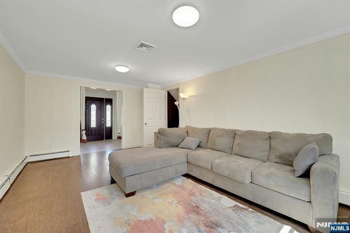 Property Photo: 18-00 Scialla Court NJ 07410