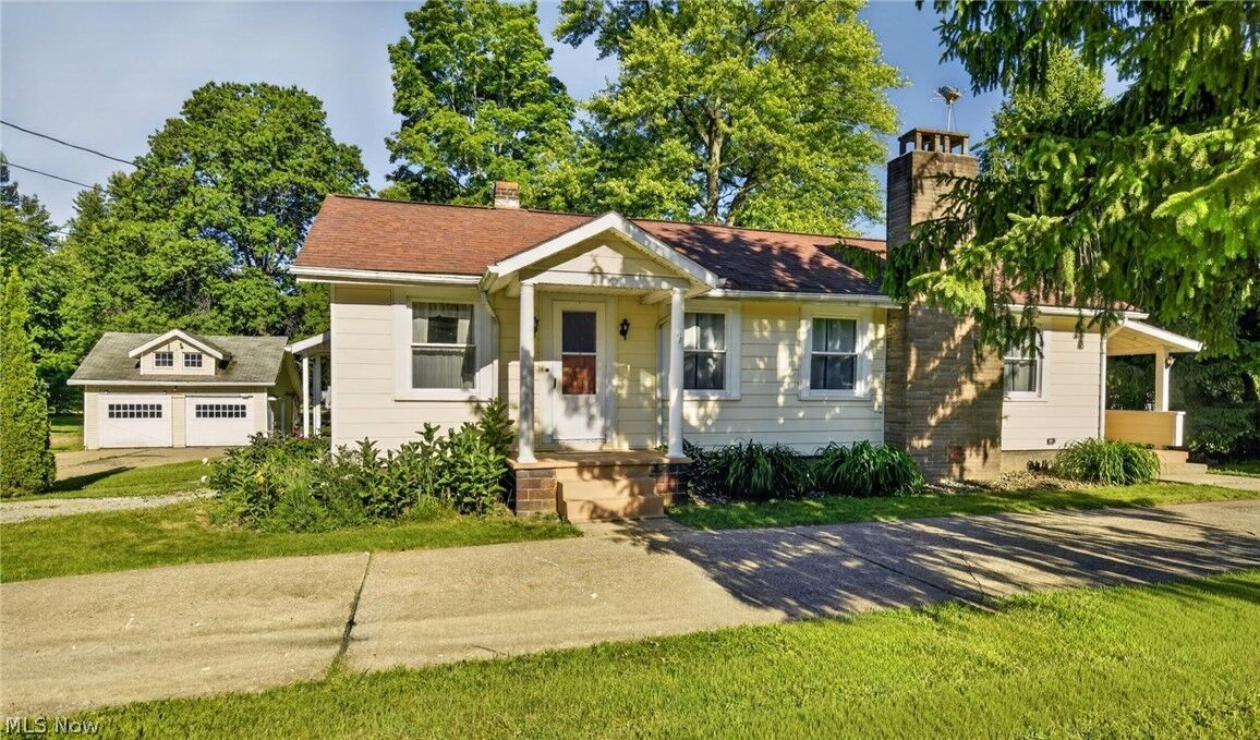 Property Photo: 2690 S Canfield Niles Road OH 44515