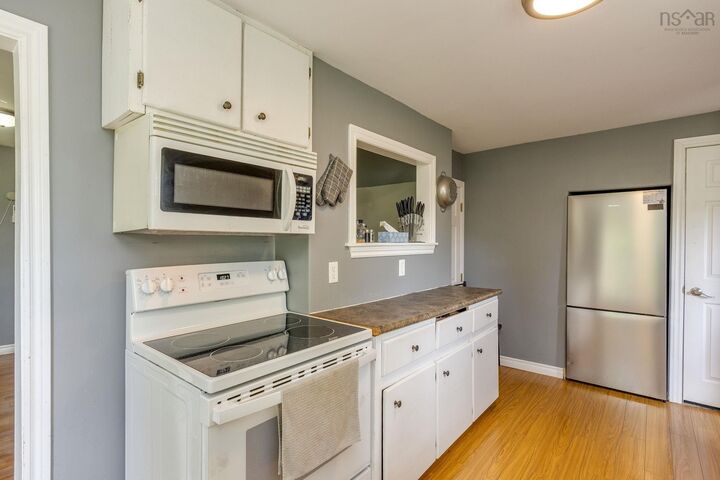 Property Photo:  623 Main Street  NS B0S 1M0 