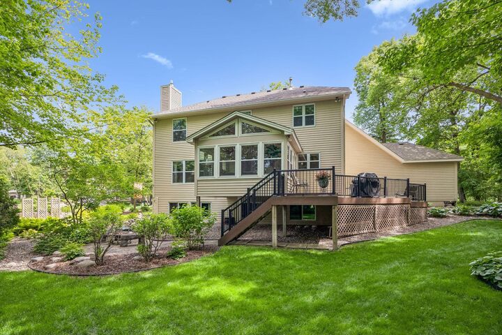 Property Photo:  875 Fernbrook Lane N  MN 55447 