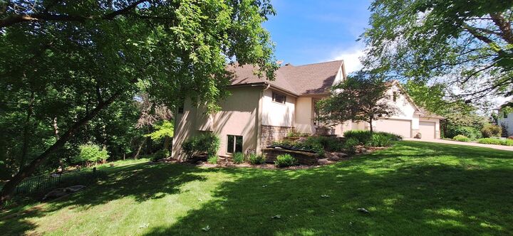 Property Photo:  1900 Timber Ridge Drive  MN 55306 