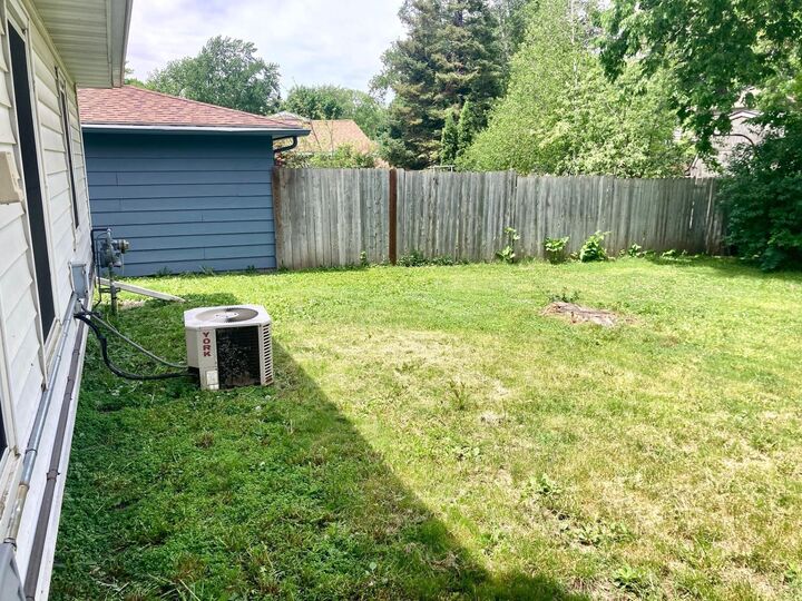 Property Photo:  565 Madson Avenue SW  MN 55350 