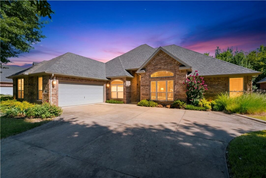 Property Photo:  4468 W Lofty Wood Drive  AR 72704 