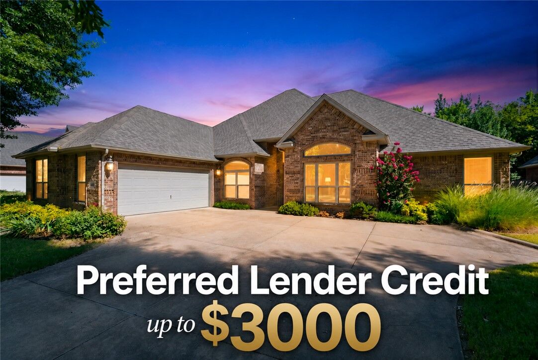 Property Photo: 4468 W Lofty Wood Drive AR 72704