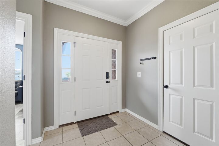 Property Photo:  2901 S E Street  AR 72758 