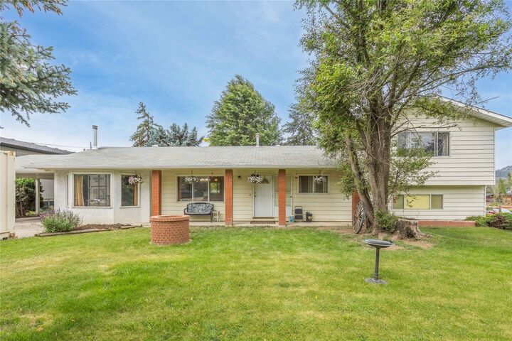 Property Photo: 5170 Whelan Road BC V1X 7V6