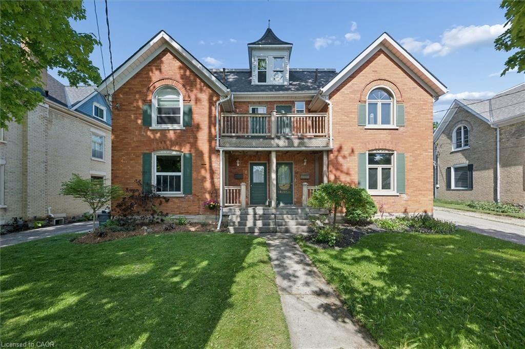 Property Photo:  18 Duke Street  ON N3B 2W7 