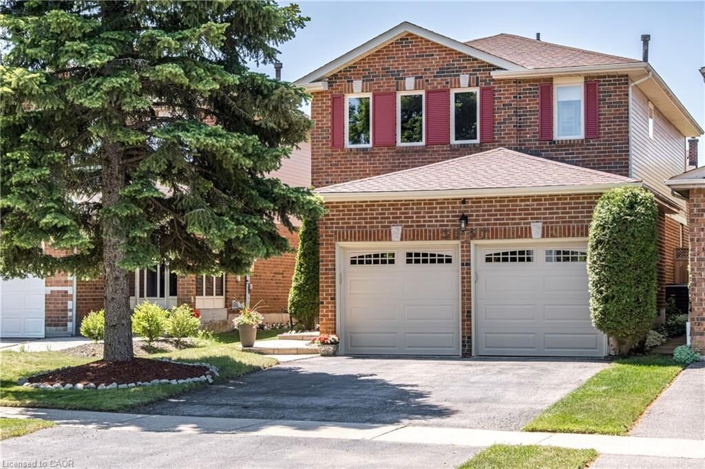 Property Photo:  3357 Wilmar Crescent  ON L5L 4C2 