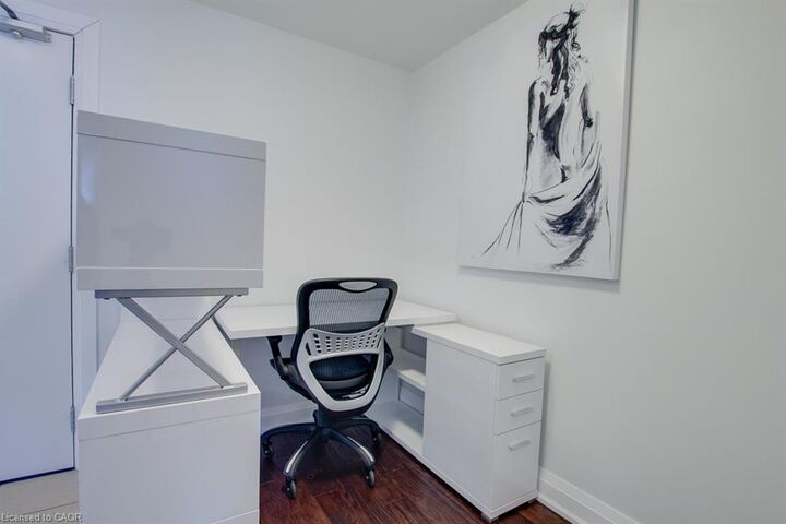 Property Photo:  1940 Ironstone Drive 507  ON L7L 0E4 