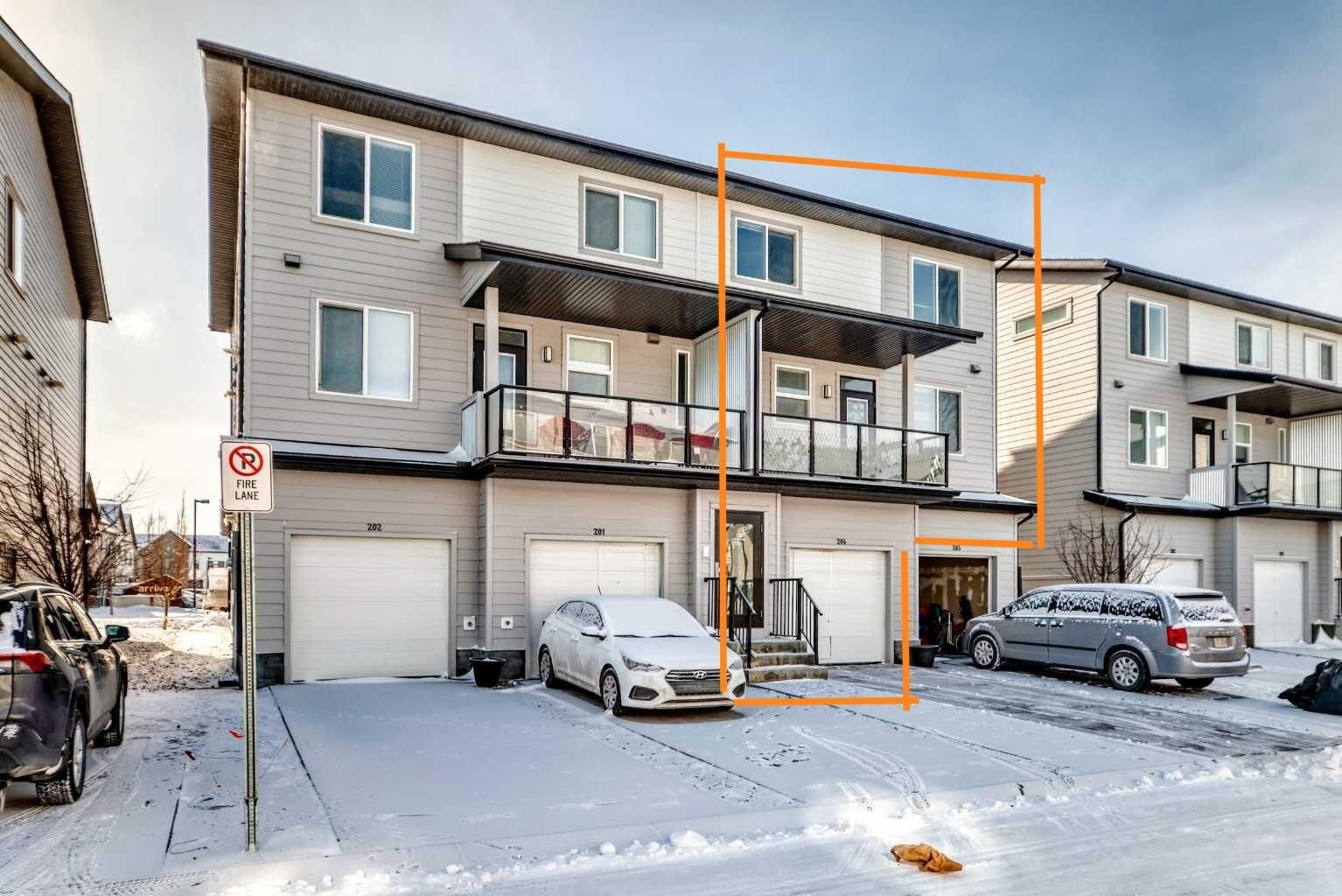 Property Photo:  135 Redstone Walk NE 204  AB T3N 1M6 