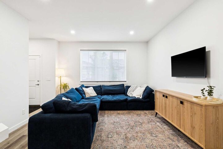 Property Photo:  44 Creekside Boulevard SW  AB T2X 4R1 