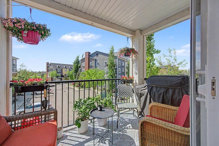 Property Photo:  279 Copperpond Common SE 3312  AB T2Z 1J1 