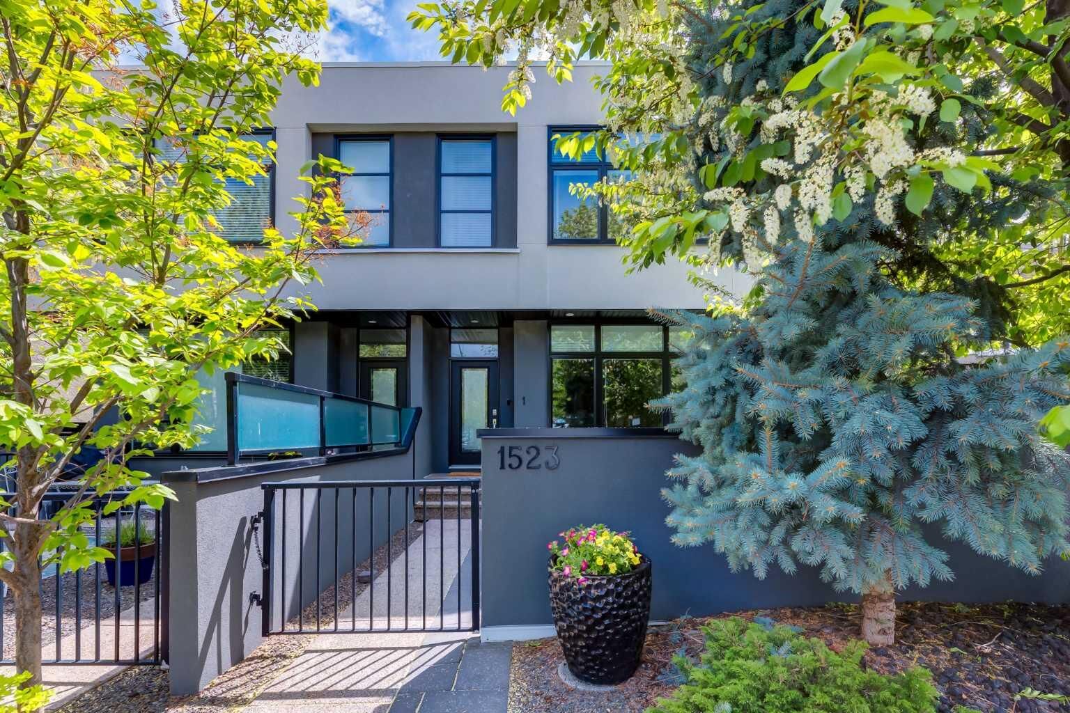 Property Photo:  1523 28 Avenue SW 1  AB T2T 1J3 