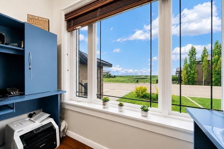 Property Photo:  172 Desert Blume Drive  AB T1B 0H5 