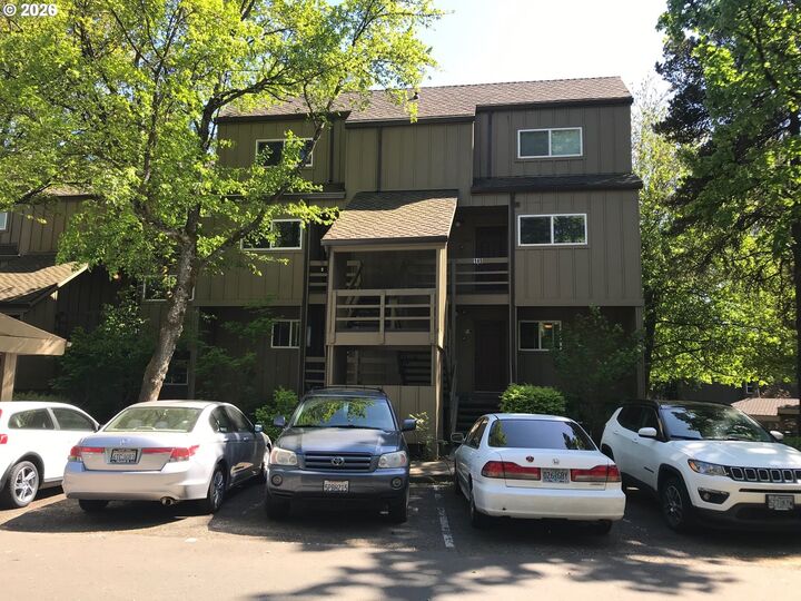 Property Photo:  4 Touchstone 146  OR 97035 
