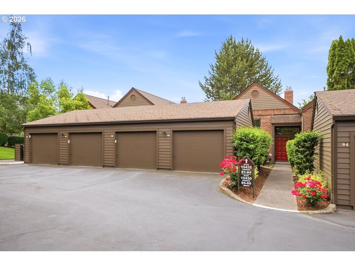 Property Photo: 15432 SW 114th Ct 81 OR 97224