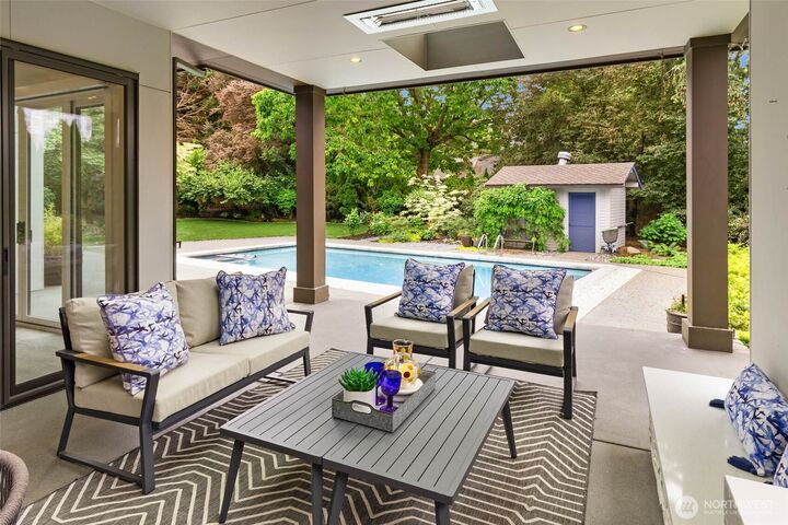 Property Photo: 8425 NE 22nd Place WA 98004