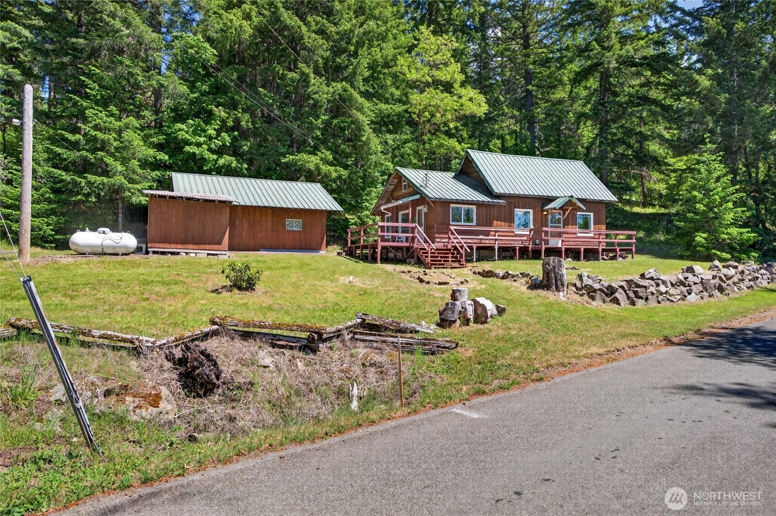 Property Photo: 121 Powerhouse Road WA 98361