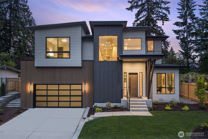 Property Photo:  15625 SE 9th Street  WA 98008 
