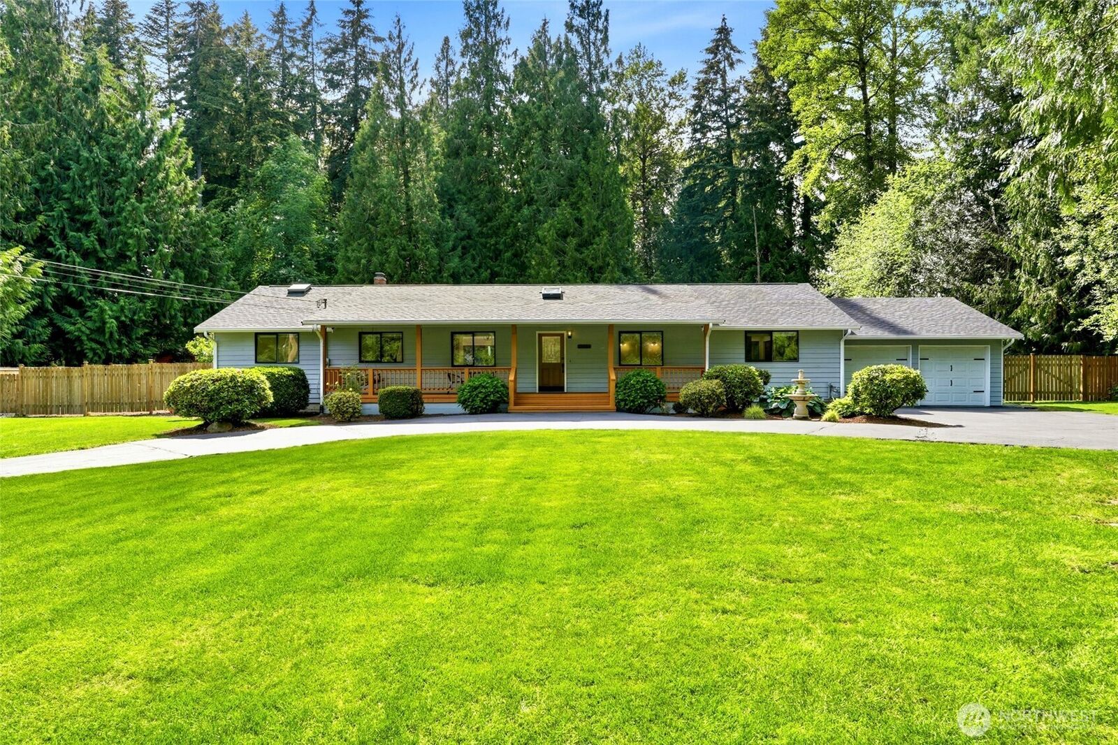 Property Photo: 21526 99th Ave SE WA 98296