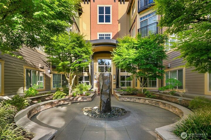 Property Photo: 15730 116th Avenue NE 405 WA 98011