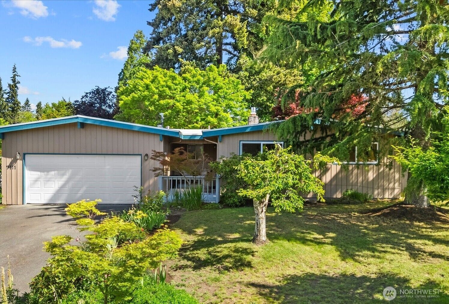 Property Photo: 7111 191st Place SW WA 98036
