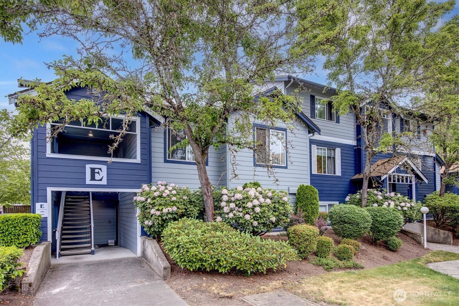 Property Photo:  10825 SE 200th Street E202  WA 98031 