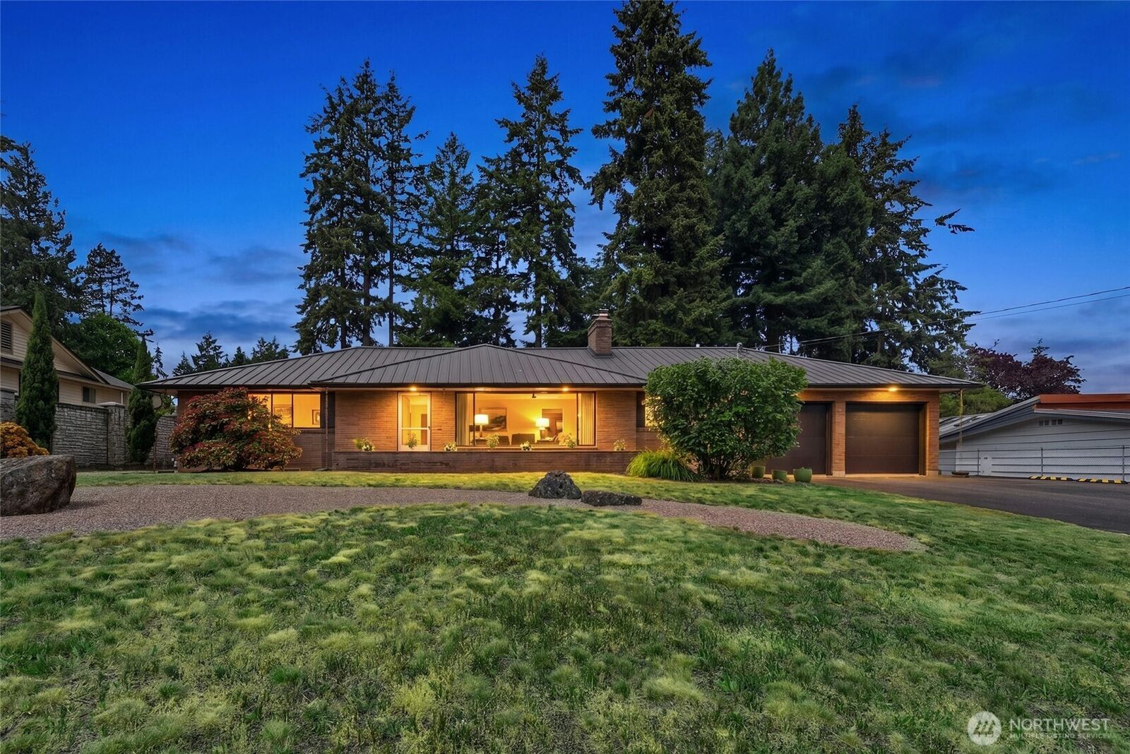 Property Photo: 4612 View Drive WA 98920